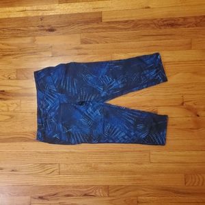 Old Navy Cropped Leggings - L